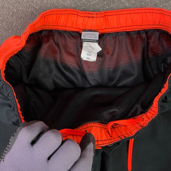 Vintage Nike Board Shorts Men's XXL Black Orange Swim Trunks Mesh Lining - Picture 5 of 11